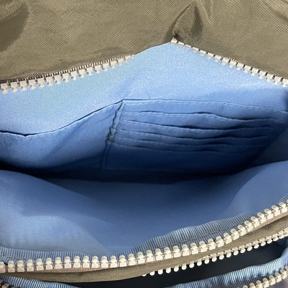 Baggallini Crossbody Purse Travel Tan Khaki Excellent Condition - Picture 12 of 16